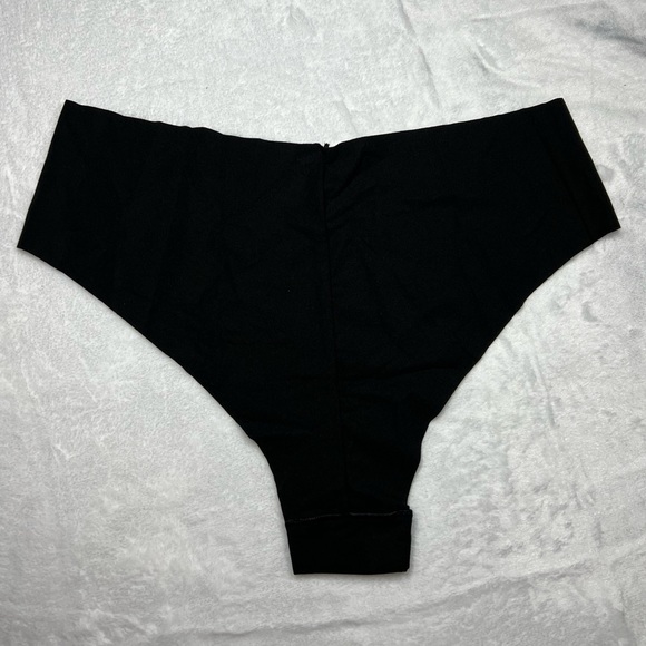 3 Pack of Victoria’s Secret No-Show Laser-Cut Cheeky Panties Size Large - Picture 2 of 3